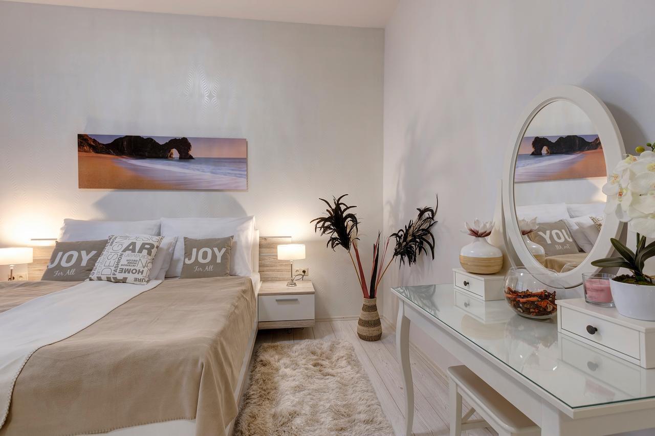 Sweet Dreams At King Street Gold Apartment Budapest Exterior photo
